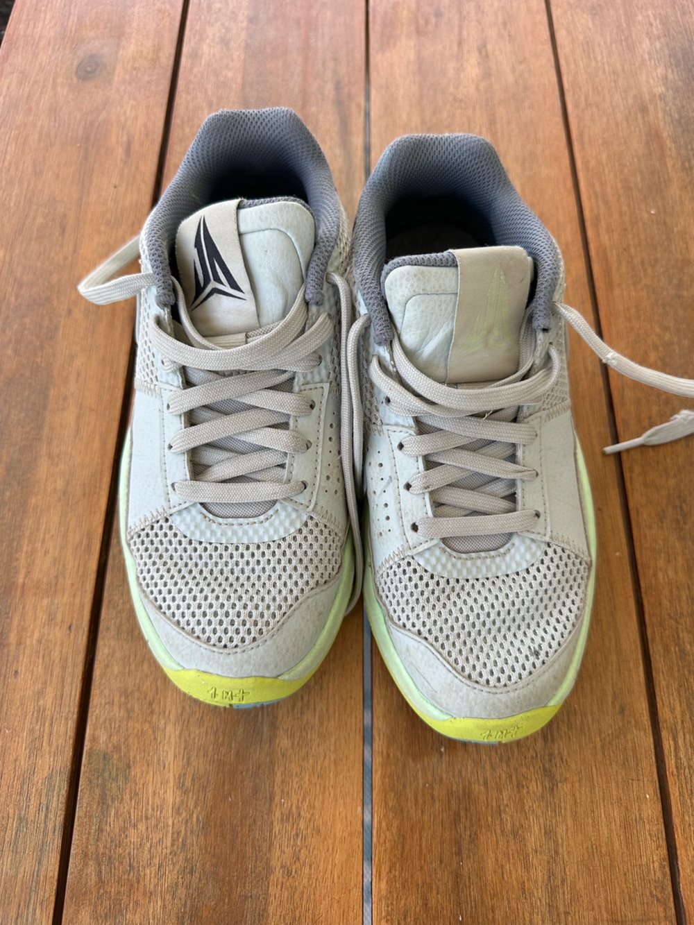 Nike Kids Sneakers grey with Lime Accent
